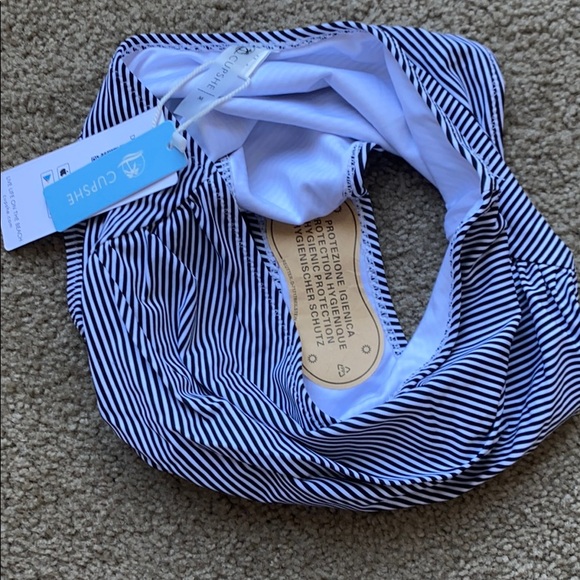 Cupshe high waisted bottoms size Medium - Picture 4 of 4